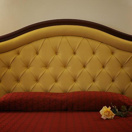 Domus Augusta Bed & Breakfast Rome Bagian luar foto